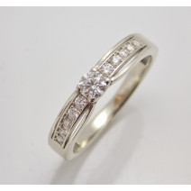 Zásnubný prsteň biele zlato Estella