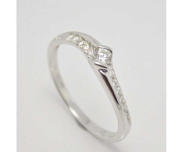 Prsteň s diamantmi z bieleho zlata Avignon