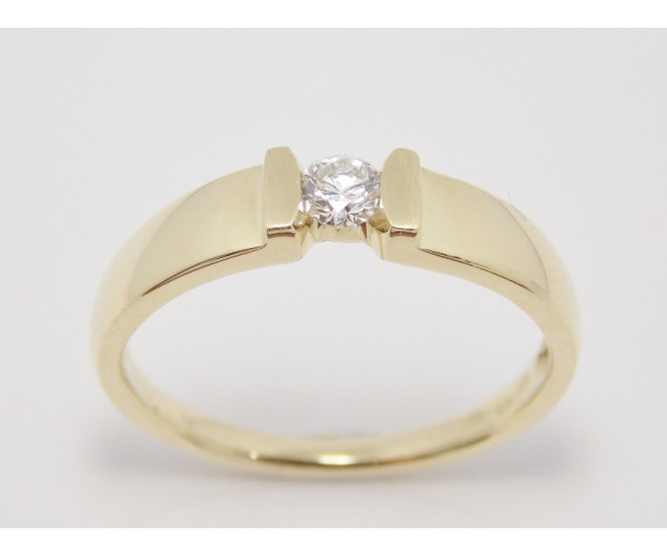 Prsteň s diamantom 0,15 ct zo žltého zlata Chicago