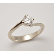 Prsteň s diamantom z bieleho zlata GIA 0,30 ct Elegance