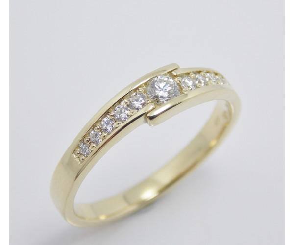Prsteň s diamantmi zo žltého zlata Monaco