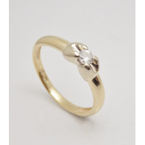 Prsteň s diamantom 0,14 ct zo žltého zlata Ribbon