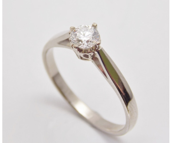 Prsteň s diamantom GIA 0,30 ct z bieleho zlata Luxuries