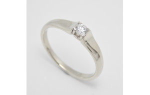 Prsteň s diamantom 0,145 ct z bieleho zlata River