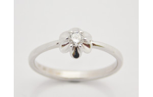 Prsteň s diamantom 0,125 ct z bieleho zlata Flower Shape