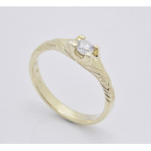Prsteň s diamantom 0,18 ct zo žltého zlata Glow diamond II.