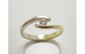 Prsteň s diamantom 0,17 ct Golden Eye