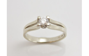 Prsteň s diamantom 0,18 ct z bieleho zlata Princess 