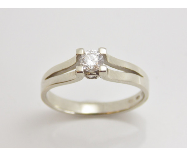 Prsteň s diamantom 0,18 ct z bieleho zlata Princess 