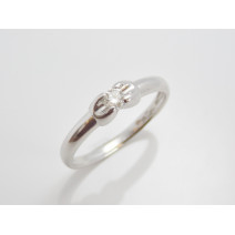 Prsteň s diamantom 0,14 ct z bieleho zlata Ribbon