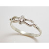 Prsteň s diamantom 0,08 ct  z bieleho zlata Shiny ribbon 