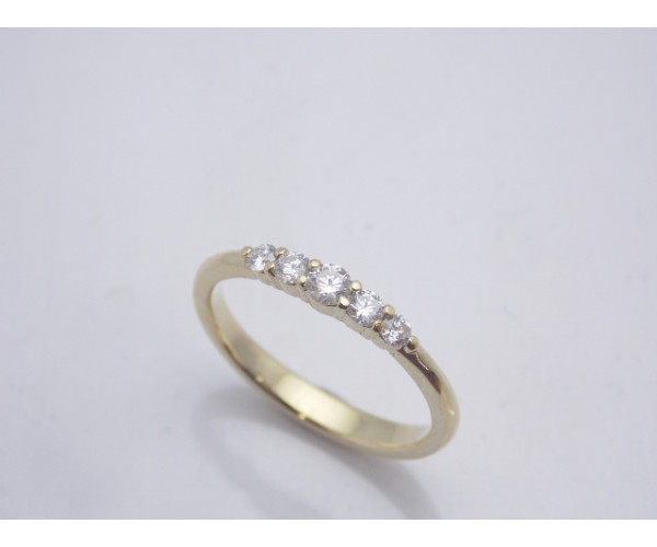 Dámsky prsteň s diamantami Diamond line