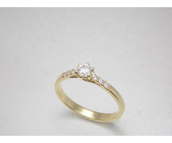 Zásnubný prsteň Pery s 0,23 ct diamantom IGI 