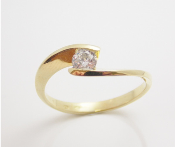 Zásnubný prsteň žlté zlato Caroline DF2037