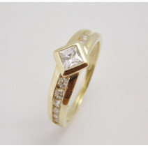 Zásnubný prsteň žlté zlato Alexa DF2527