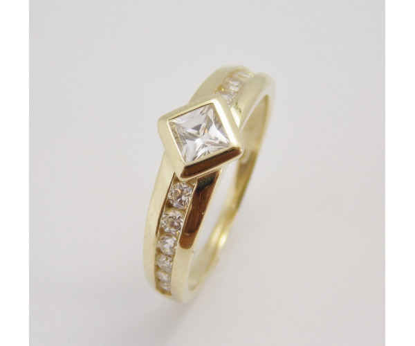 Zásnubný prsteň žlté zlato Alexa DF2527