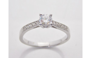 Prsteň s diamantom GIA 0,44 ct z bieleho zlata Gladys 